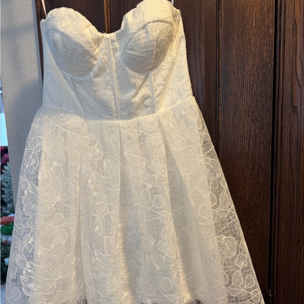 LULUS ELEGANT  White Lace Strapless Dress